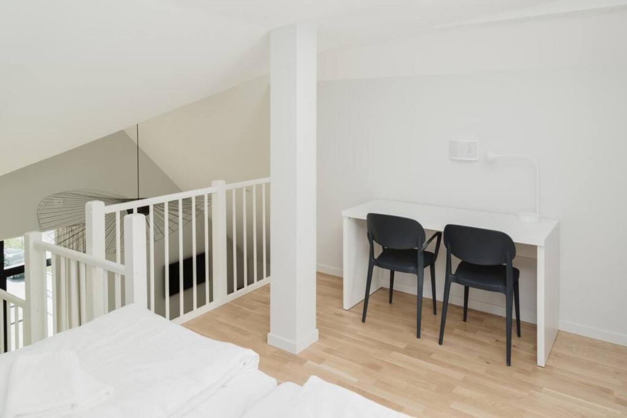 Sk67 Modern And Bright Loft With Free Parking Lejlighed Lidingö Eksteriør billede